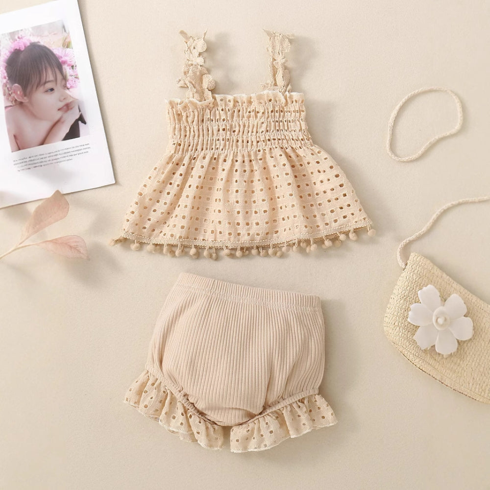 Baby Girls Lace Ruffle Top and Bloomers Set - Beekee