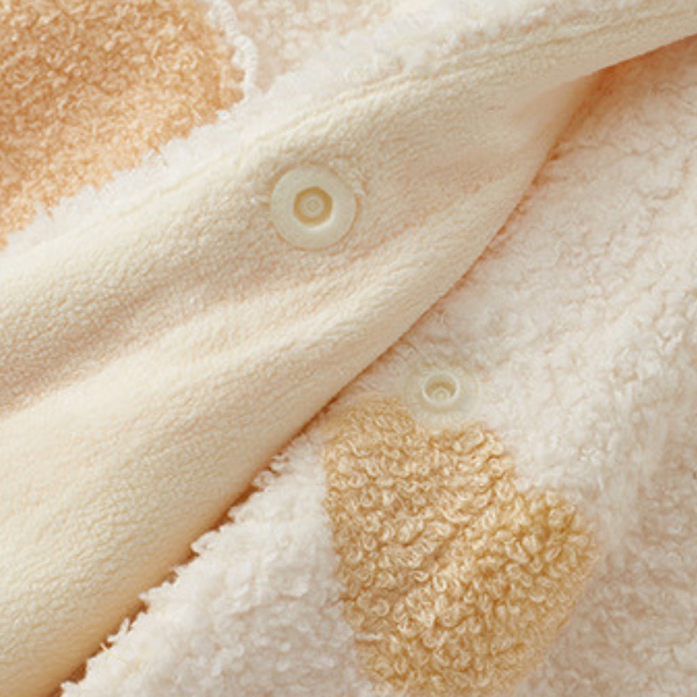 Heart-Shaped Pocket Bear Hooded Poncho - Beekee