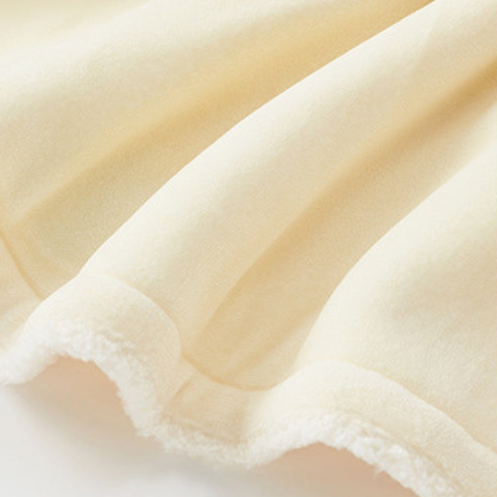 Heart-Shaped Pocket Bear Hooded Poncho - Beekee