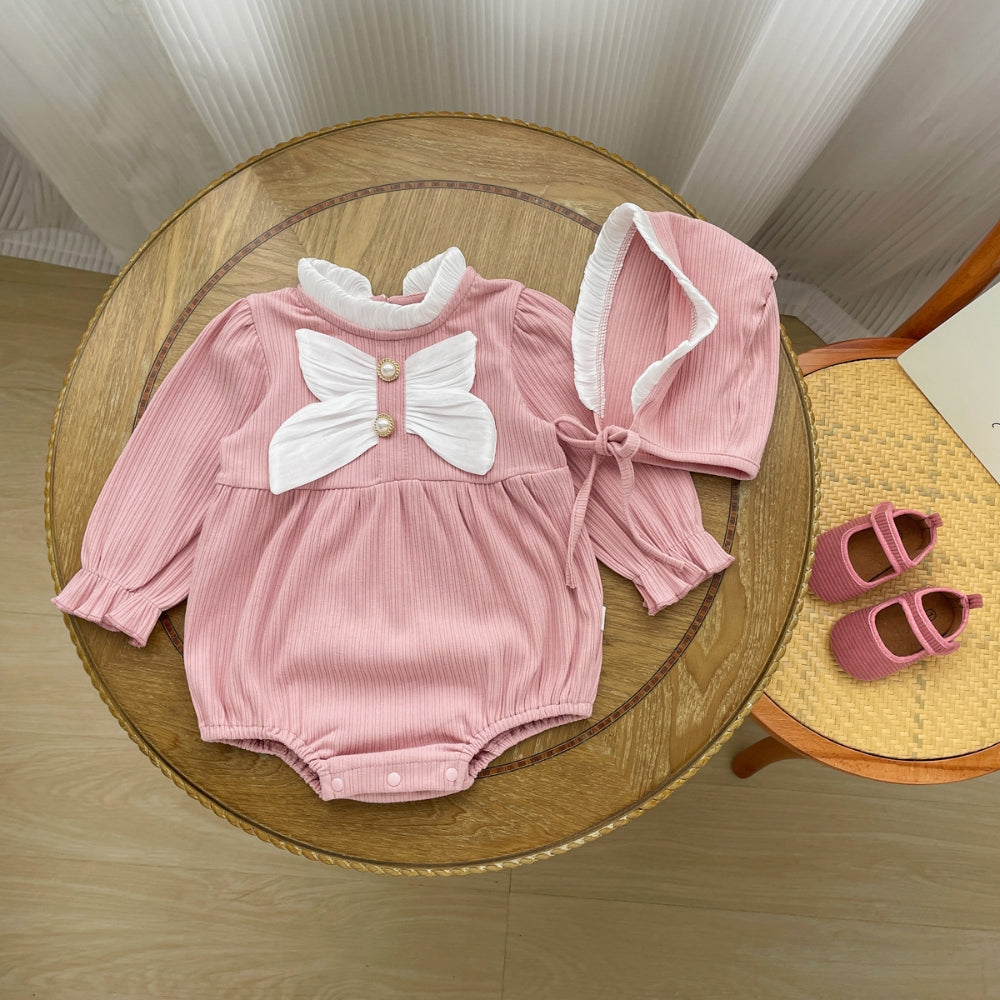 Ribbed Bow Pearl Button Bonnet Romper - Beekee