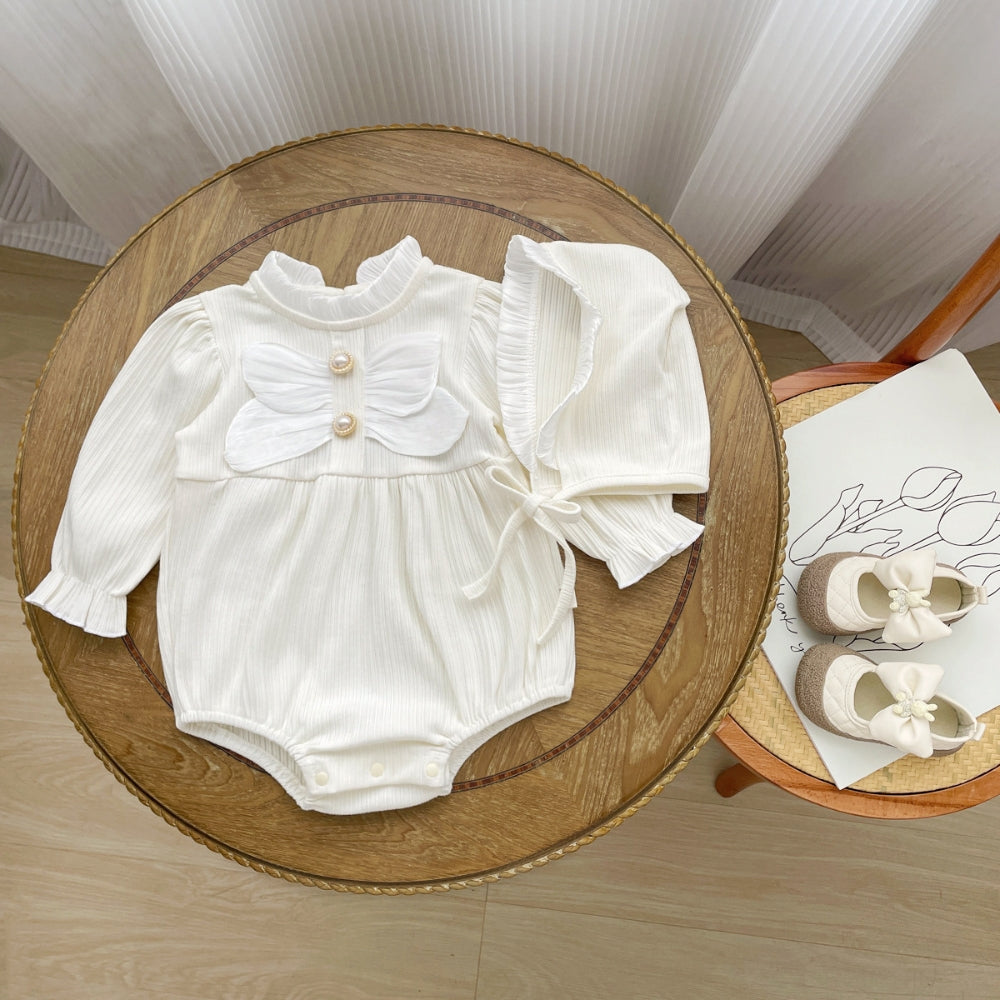 Ribbed Bow Pearl Button Bonnet Romper - Beekee