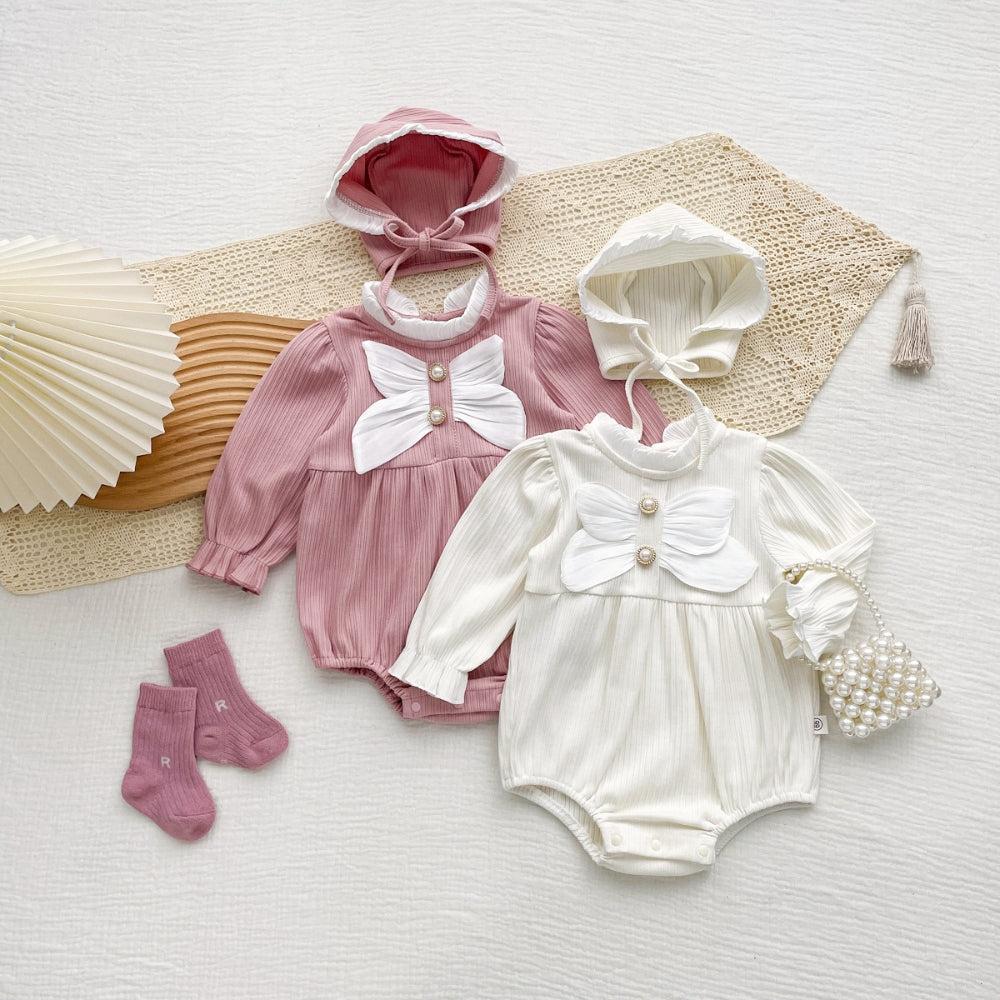 Ribbed Bow Pearl Button Bonnet Romper - Beekee