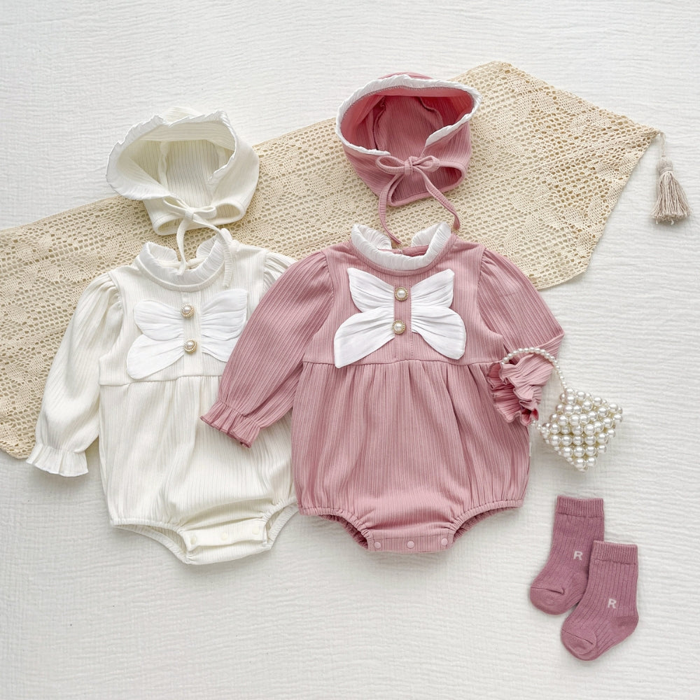 Ribbed Bow Pearl Button Bonnet Romper - Beekee