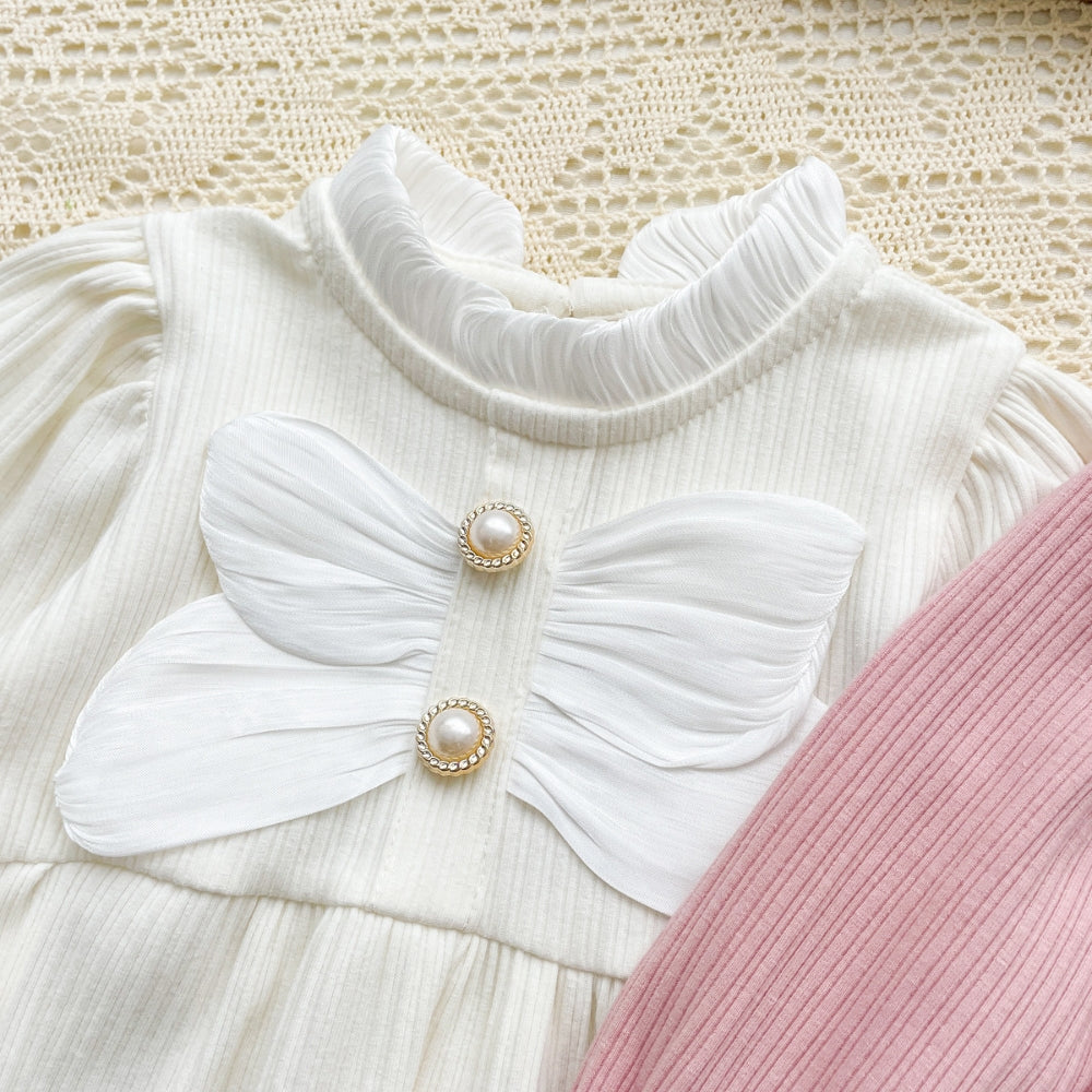 Ribbed Bow Pearl Button Bonnet Romper - Beekee