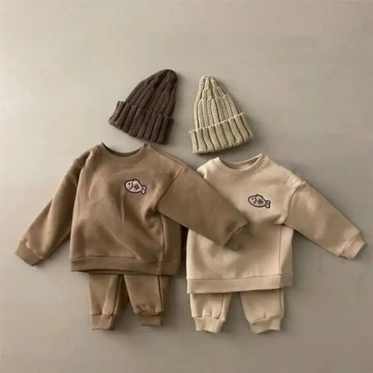 Organic Baby Sweatsuit Set - Sustainable Fleece Sweatshirt & Pants Outfit