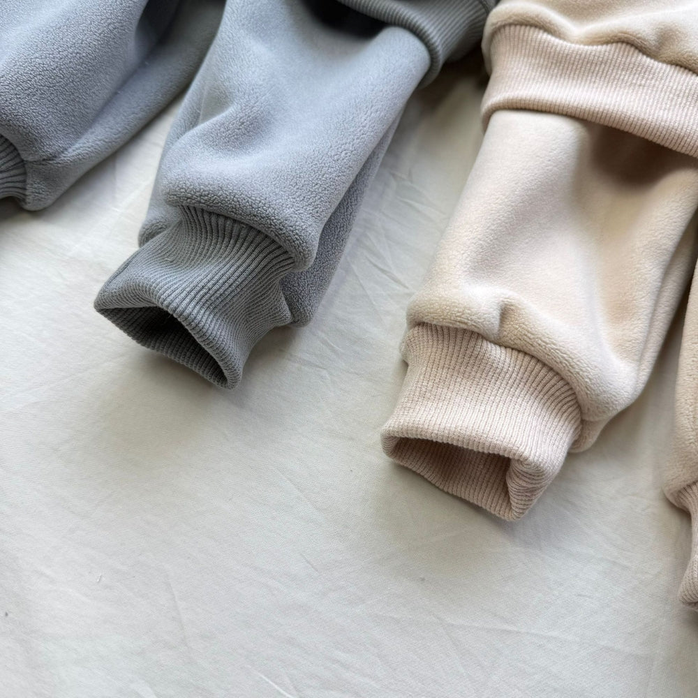 Bear Print Sweatshirt and Jogger Set - Beekee