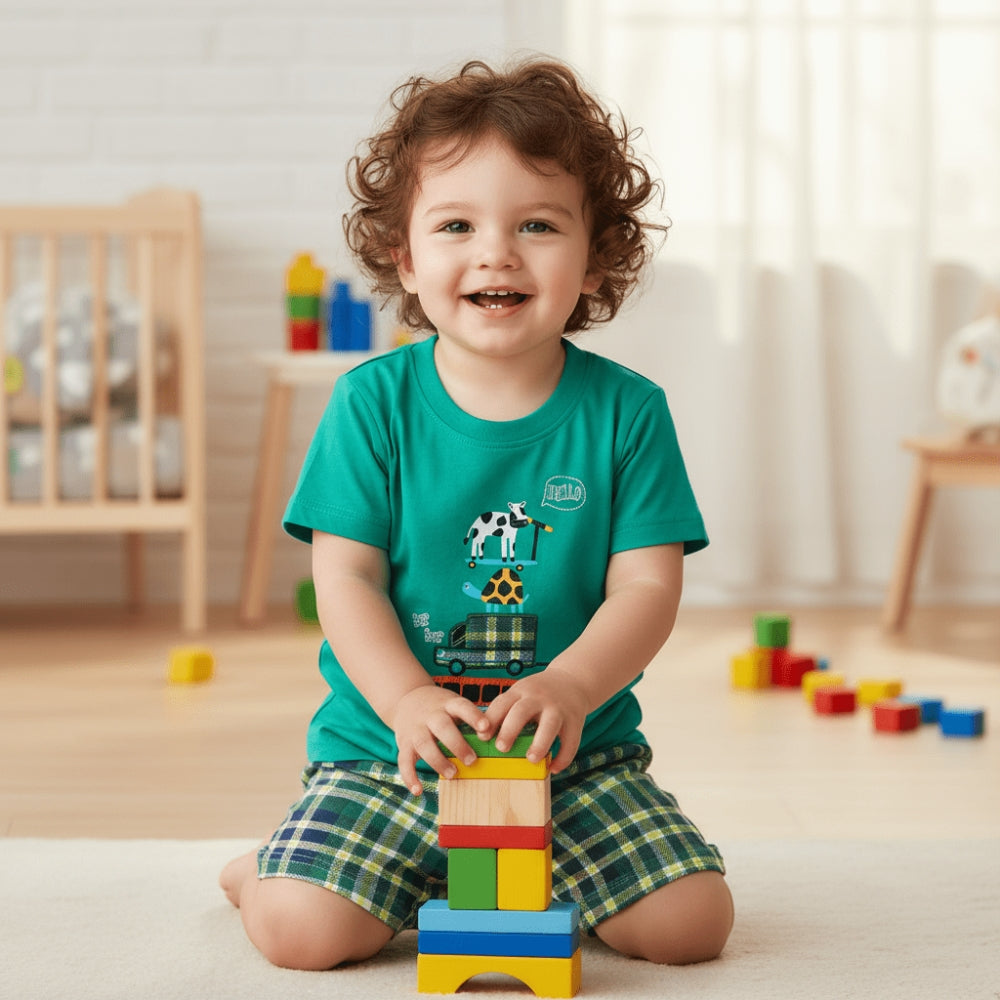 Playful Stacked Animals Top & Shorts Set - Beekee