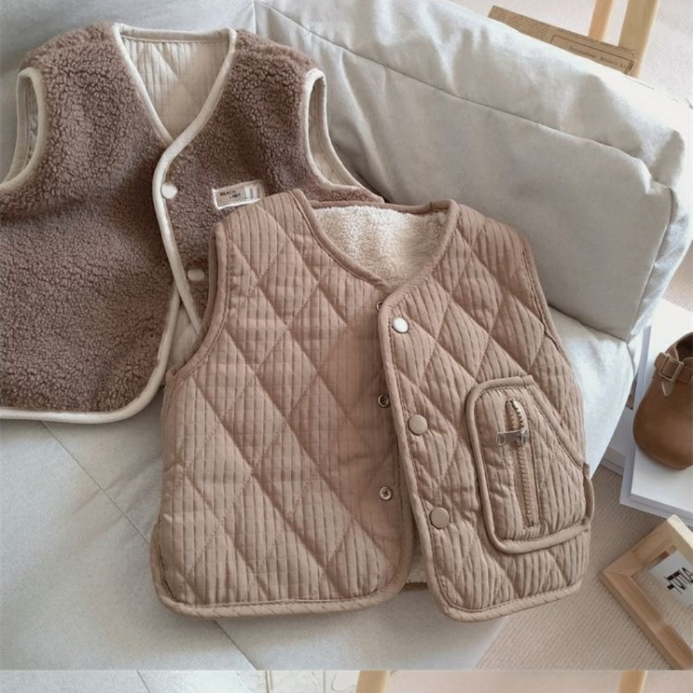 Soft Quilted Reversible Sherpa Vest - Beekee